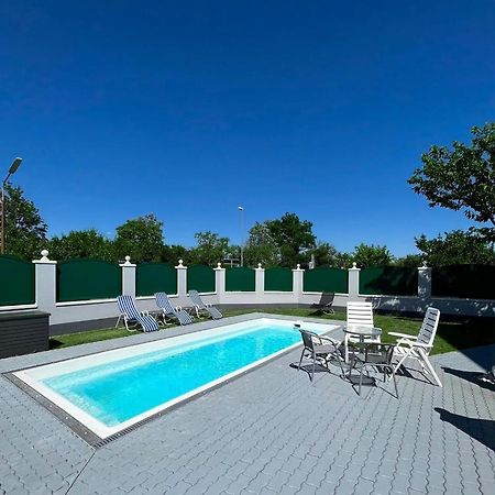 Traum Apartment Mit Pool+Balkon เวียนนา ภายนอก รูปภาพ